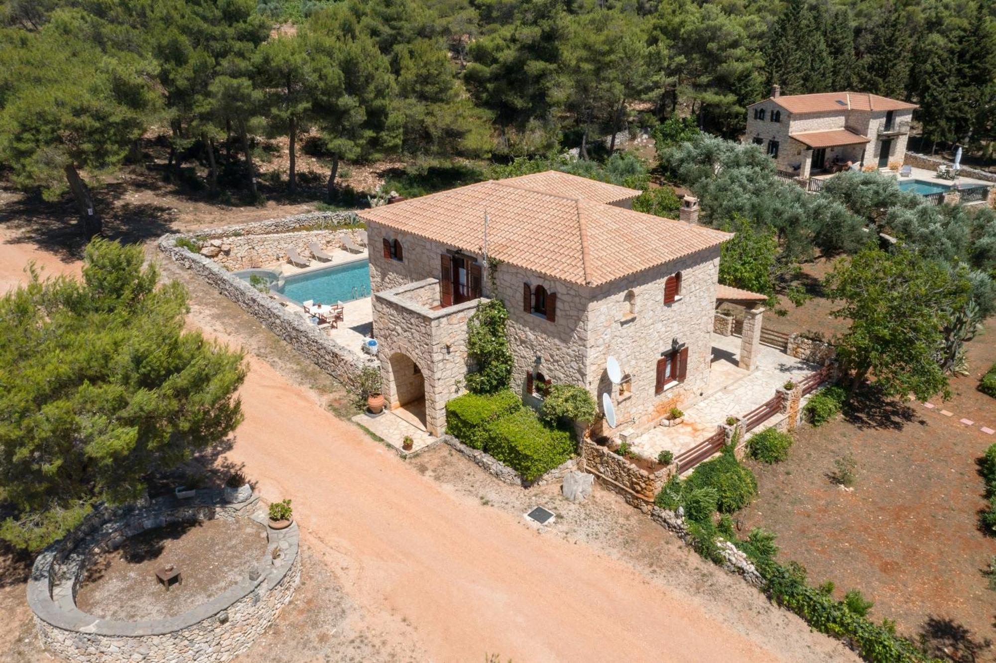 Aresti Mountain Resort Agios Leon Exterior photo