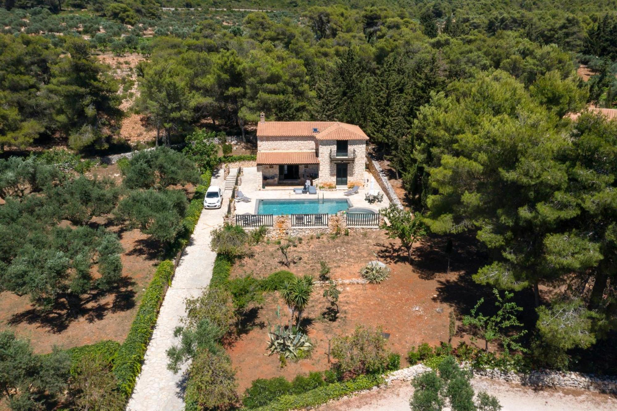 Aresti Mountain Resort Agios Leon Exterior photo