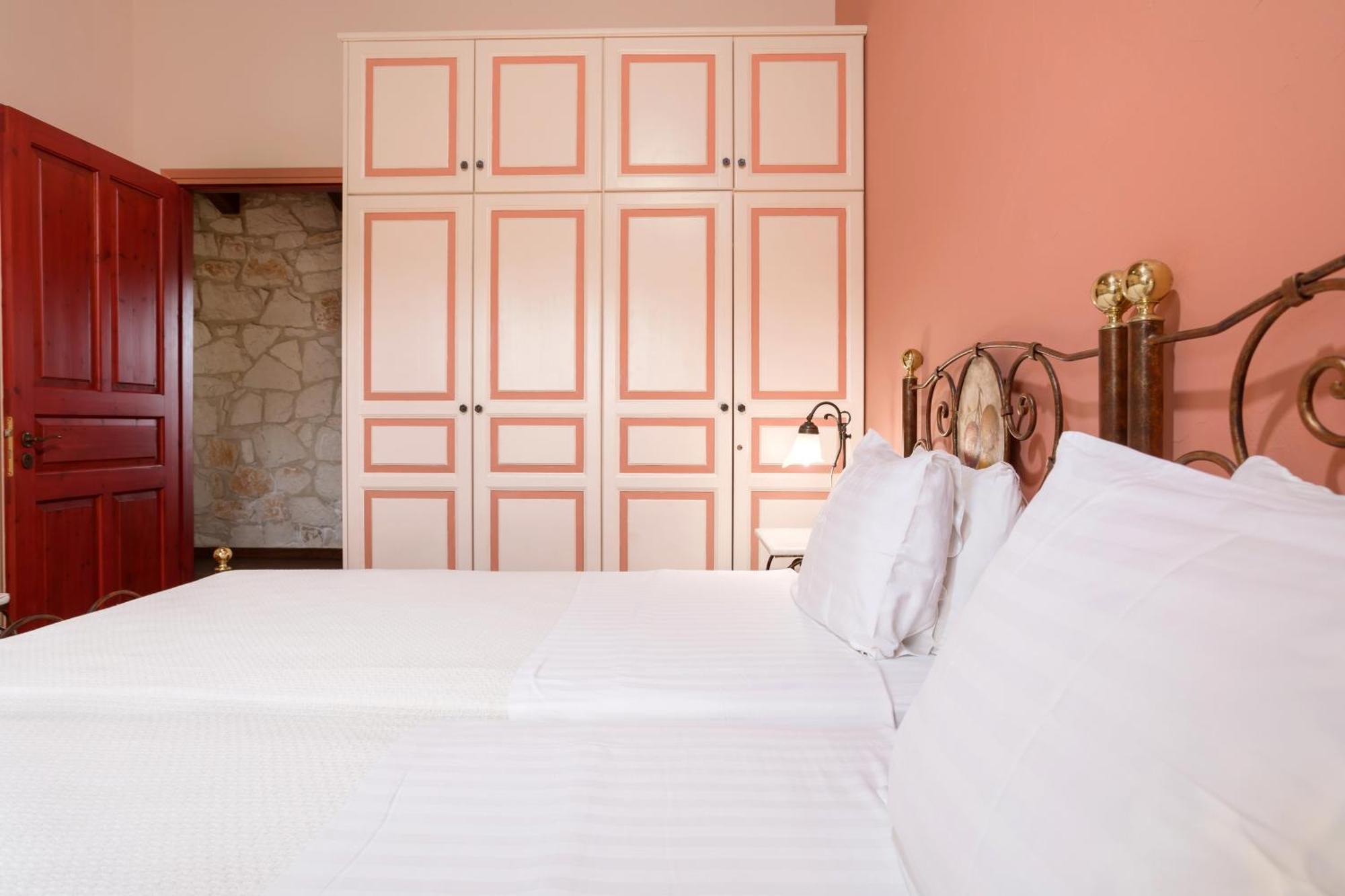 Aresti Mountain Resort Agios Leon Exterior photo